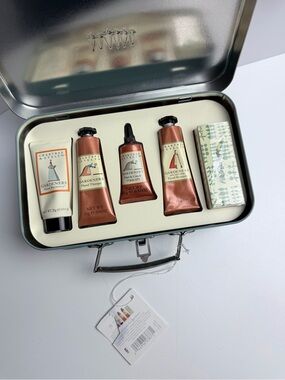 Crabtree & Evelyn Gardeners NEW 5 Piece Lunchbox Gift Set RARE